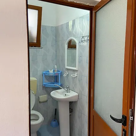 Economy With Balcony Sofia 招待所 Durrës