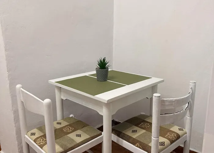 Economy With Balcony Sofia Gasthof